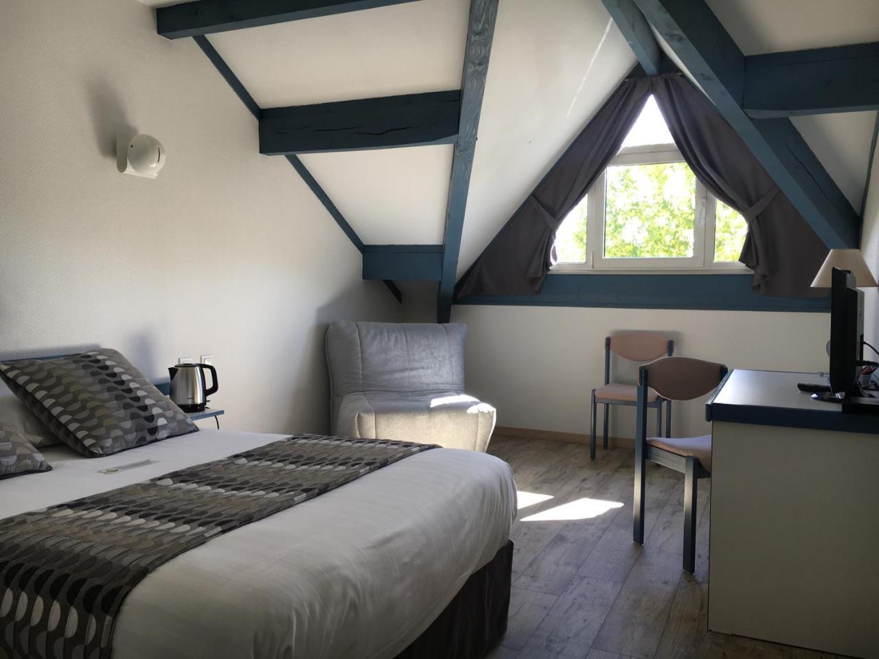 Hôtel Pédagogique Coeur d'Apcher Saint-Chély-dʼApcher Esterno foto