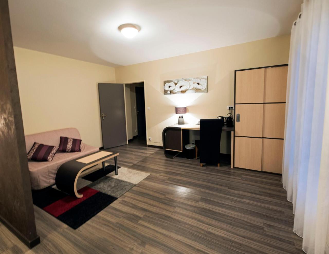 Hôtel Pédagogique Coeur d'Apcher Saint-Chély-dʼApcher Esterno foto