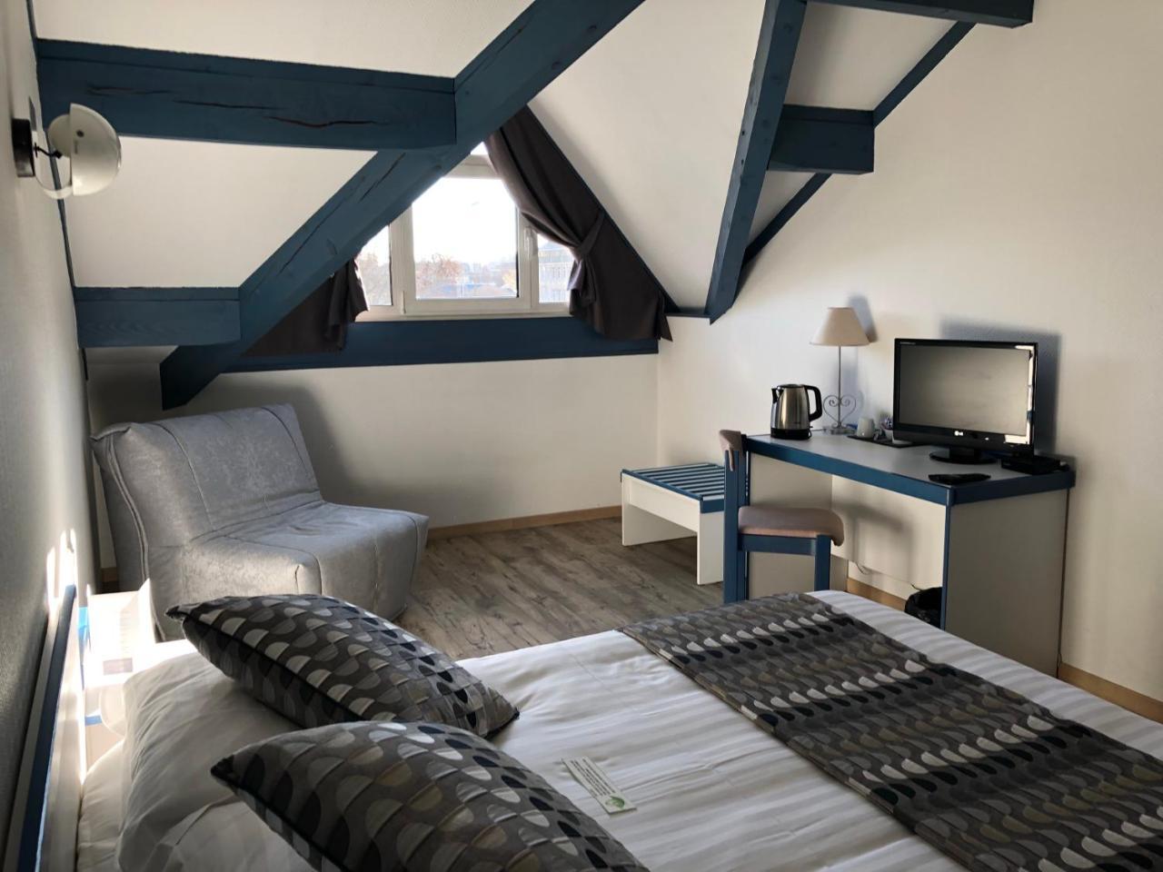 Hôtel Pédagogique Coeur d'Apcher Saint-Chély-dʼApcher Esterno foto