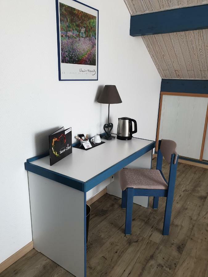 Hôtel Pédagogique Coeur d'Apcher Saint-Chély-dʼApcher Esterno foto