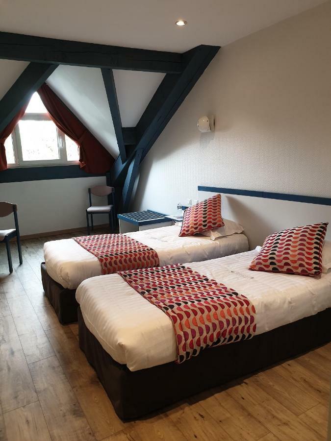 Hôtel Pédagogique Coeur d'Apcher Saint-Chély-dʼApcher Esterno foto
